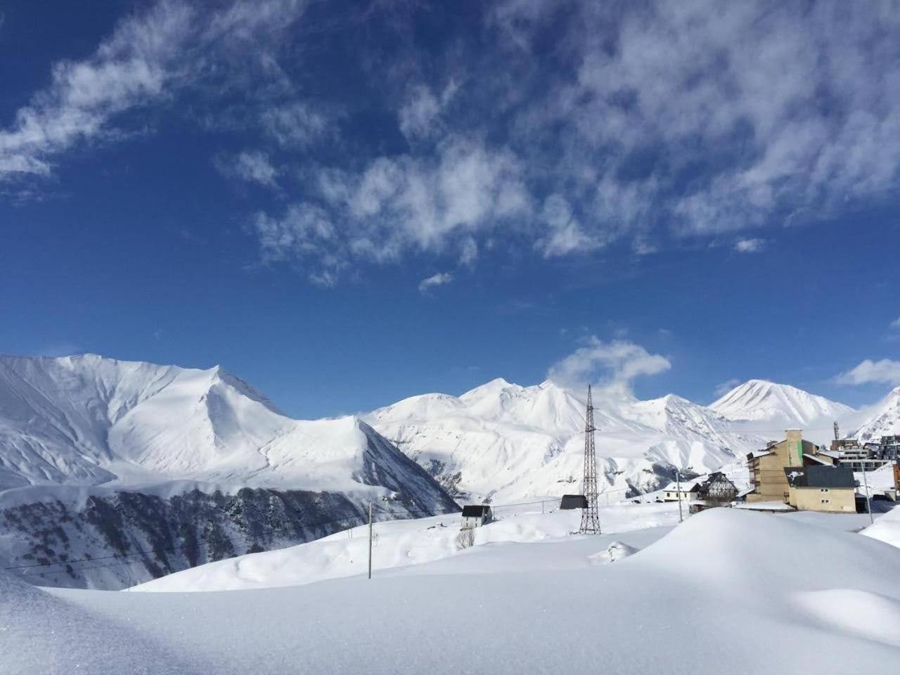 Mountain Dream House Apartment Gudauri Bagian luar foto